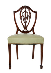 Set of 12 George III Hepplewhite Mahogany Shield Back Dining Chairs