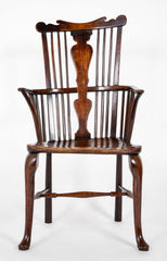 An English Late 18th Century Comb Back Windsor Armchair