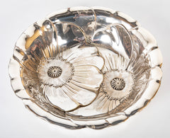 A Wallace Silversmiths Sterling Silver Fruit Bowl