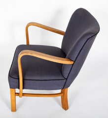 Pair of Danish Modern Armchairs by Fritz Hansen: Model 1605