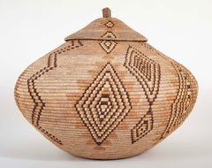 A Zulu Coiled Basket with Lid in Geometric Pattern