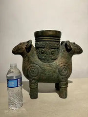 Archaistic Shang Style Verdigris Bronze 'Double-Ram' Vessel, Zun Circa 1900